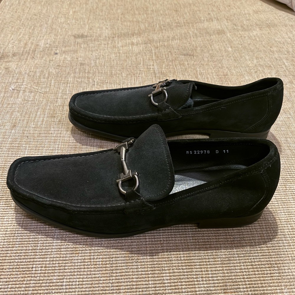 Salvatore Ferragamo Magnifico Suede Black Loafer 11 MENS